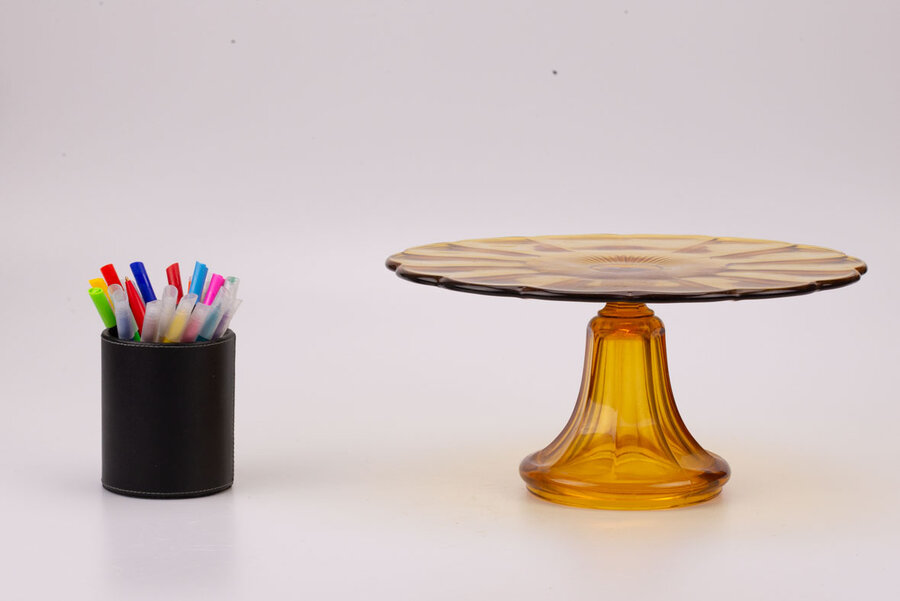 Présentoir à tarte en verre ambre