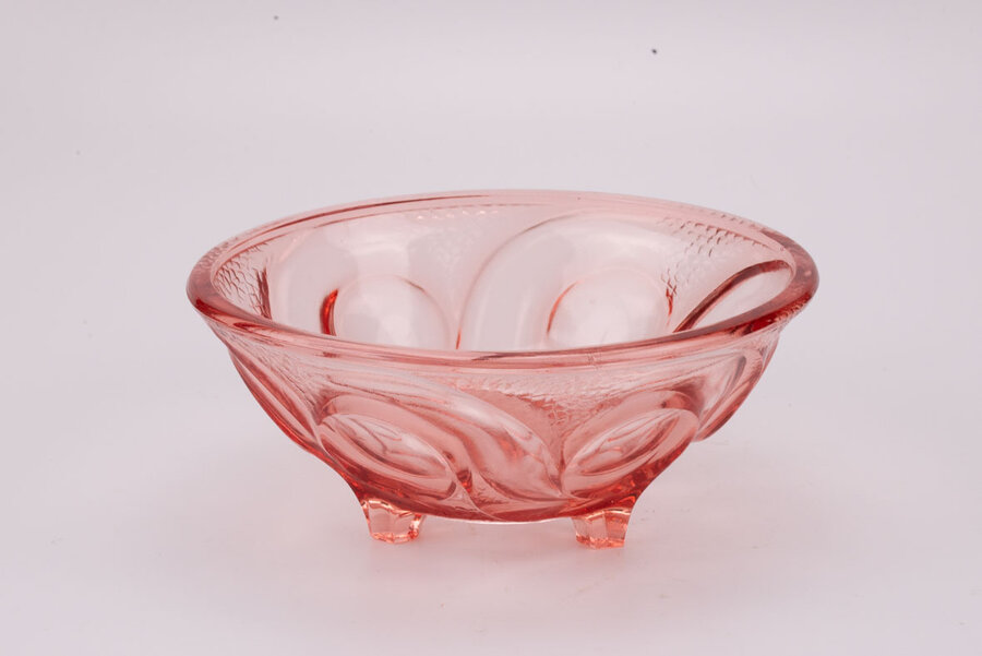  saladier en verre dépression rose