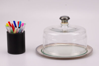 Cloche à pâtisserie en verre et métal