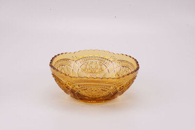 Plat en verre ambré