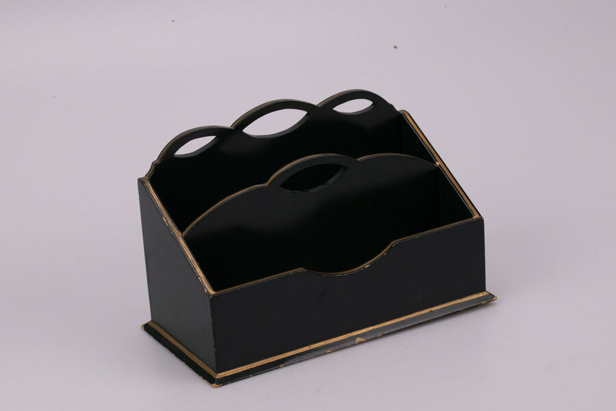 Conçu avec soin pour stocker vos fardes et feuilles